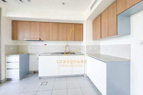 Villa in Dubai South (Dubai World Central), Dubai 3 bedrooms, 181 sq.m. № 69221 - photo 3