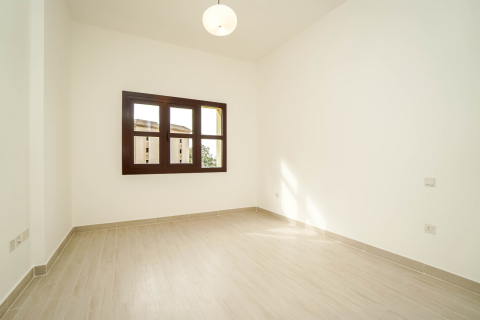 Apartamento en Jumeirah Golf Estates, Dubai, 2 dormitorios, 128 m², № 69216 - foto 8