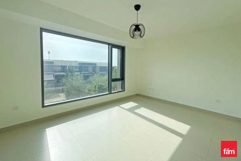 Villa in Dubai Hills Estate, Dubai 5 bedrooms, 301.2 sq.m. № 69708 - photo 12