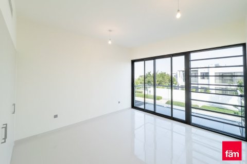 Villa en Dubai, 6 dormitorios, 425.3 m², № 115800 - foto 18