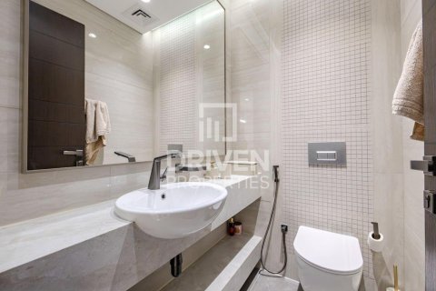 Apartment in Business Bay, Dubai 2 bedrooms, 116.96 sq.m. № 127993 - photo 16