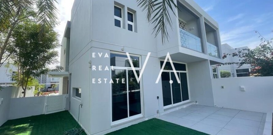 Таунхаус в Дубае, 3 спальни, 278.63м², № 52723