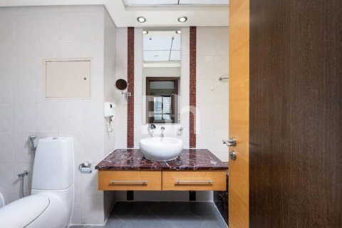 Apartamento en Jumeirah Beach Residence, Dubai, 3 dormitorios, 246 m², № 56872 - foto 4