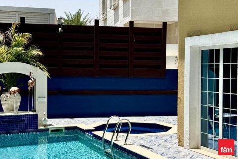 Villa in Dubai 4 bedrooms, 569.5 sq.m. № 110898 - photo 16