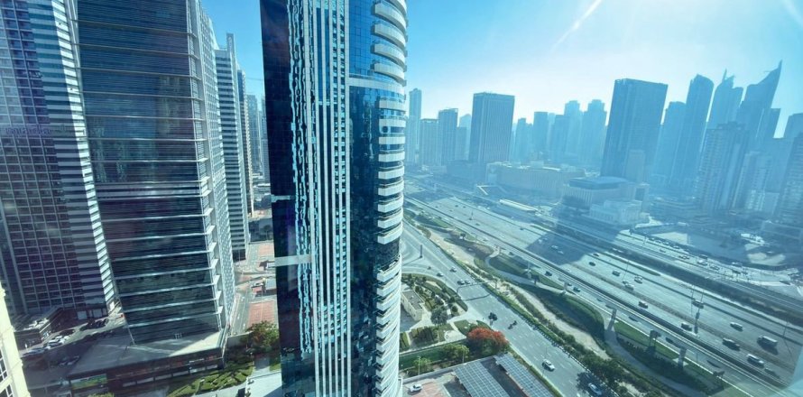 Apartment in Dubai 2 bedrooms, 107.6 sq.m. № 110897