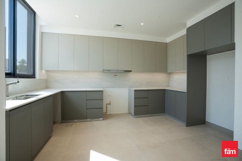 Снять в аренду виллу в Дубае: 4 спальни, 411.1м², № 90470 - фото 11