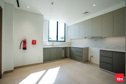 Снять в аренду виллу в Дубае: 4 спальни, 411.1м², № 90470 - фото 15