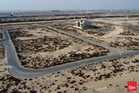 Land in Jebel Ali, Dubai 1075.9 sq.m. № 69357 - photo 1