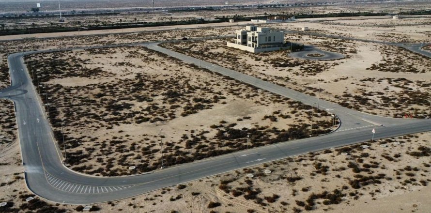 Land in Jebel Ali, Dubai 1075.9 sq.m. № 69357