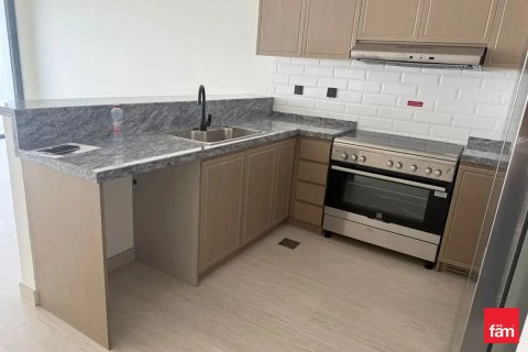 Снять в аренду виллу в Дубае: 4 спальни, 144м², № 69355 - фото 2