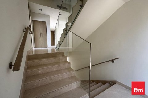 Villa à Dubai Hills Estate, Dubai, 4 chambres, 707.5 m², № 48805 - photo 2