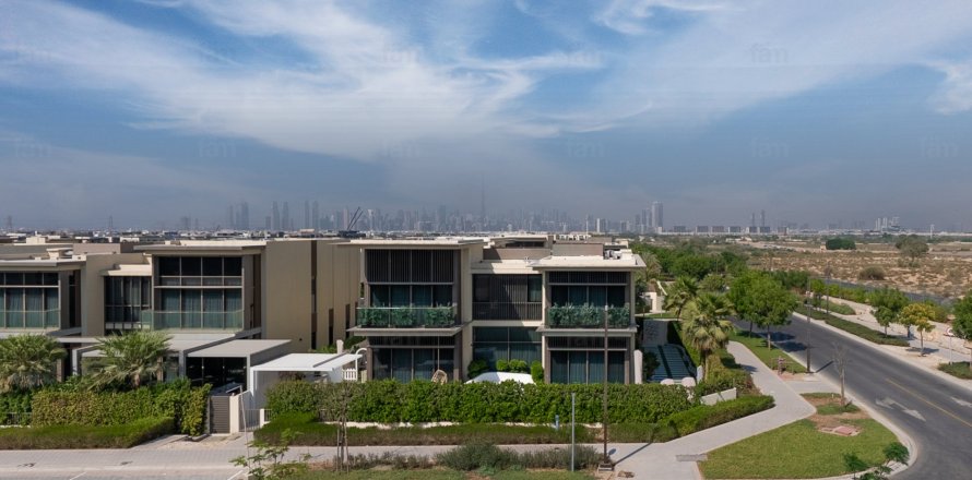 Villa in Dubai Hills Estate, Dubai 5 bedrooms, 707.5 sq.m. № 48805