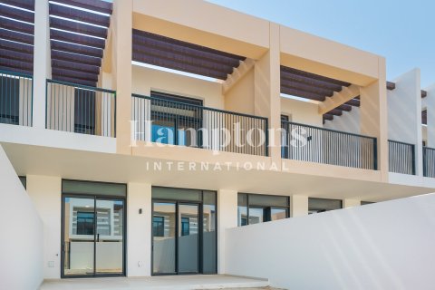 Снять в аренду виллу в Dubai South (Dubai World Central), Дубай: 3 спальни, 137.76028452м², № 103322 - фото 9