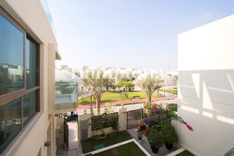 Villa à The Sustainable City, Dubai, 4 chambres, 356.37590800 m², № 103325 - photo 4
