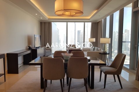 Снять в аренду квартиру в Даунтаун Дубай (Даунтаун Бурдж Дубай), Дубай: 2 спальни, 149м², № 90886 - фото 2