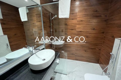 Снять в аренду квартиру в Дубай Марине, Дубай: 1 спальня, 65м², № 90885 - фото 17