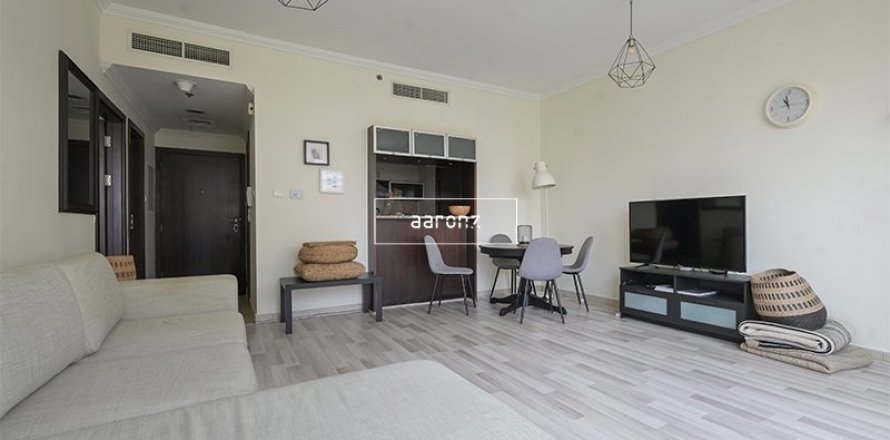 Квартира в Дубай Марине, Дубай, 1 спальня, 72м², № 13711