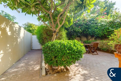 Villa in The Springs, Dubai 2 bedrooms, 167 sq.m. № 75247 - photo 12