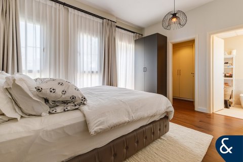 Villa in The Springs, Dubai 2 bedrooms, 167 sq.m. № 75247 - photo 19