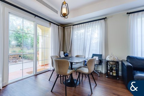 Villa in The Springs, Dubai 2 bedrooms, 167 sq.m. № 75247 - photo 7