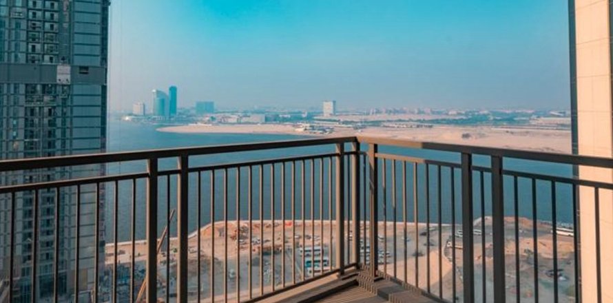 Apartment in Dubai 3 bedrooms, 154.8 sq.m. № 111781