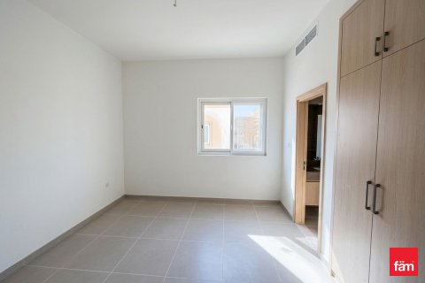 Villa in Dubai 4 bedrooms, 400.5 sq.m. № 111782 - photo 5