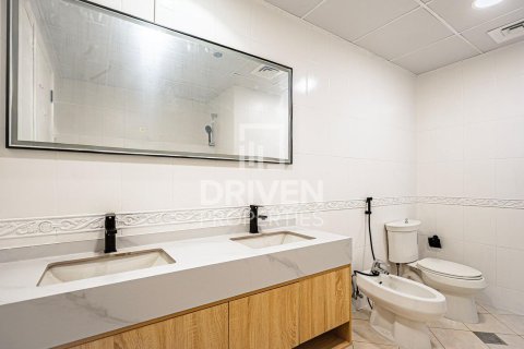 Apartment in Motor City, Dubai 3 bedrooms, 231.24 sq.m. № 135388 - photo 4