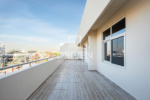 Apartment in Motor City, Dubai 3 bedrooms, 231.24 sq.m. № 135388 - photo 22
