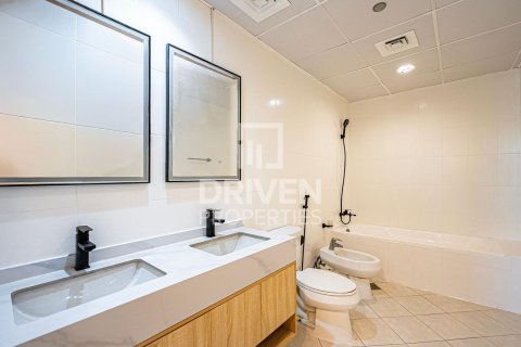Apartment in Motor City, Dubai 3 bedrooms, 231.24 sq.m. № 135388 - photo 5