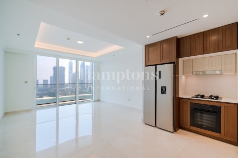 Apartment in Dubai Harbour, Dubai 2 bedrooms, 111.01908500 sq.m. № 63931 - photo 13
