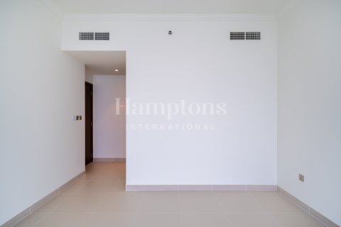 Apartment in Dubai Harbour, Dubai 2 bedrooms, 111.01908500 sq.m. № 63931 - photo 1