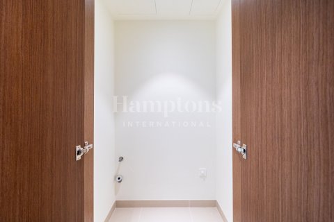 Apartment in Dubai Harbour, Dubai 2 bedrooms, 111.01908500 sq.m. № 63931 - photo 10