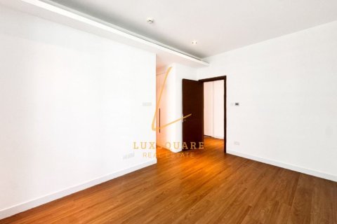 Apartment in Al Wasl, Dubai 2 bedrooms, 172 sq.m. № 139554 - photo 16