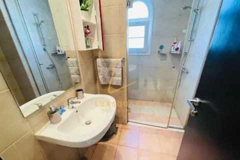 Villa in Jumeirah Village Circle, Dubai 3 bedrooms, 729 sq.m. № 139549 - photo 21