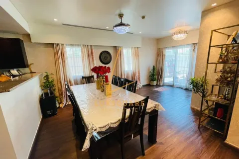 Villa in Jumeirah Village Circle, Dubai 3 bedrooms, 729 sq.m. № 139549 - photo 5