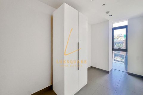 Apartment in Al Wasl, Dubai 3 bedrooms, 203 sq.m. № 139553 - photo 21
