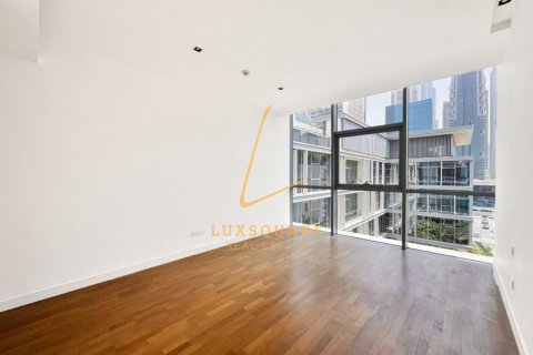 Apartment in Al Wasl, Dubai 3 bedrooms, 203 sq.m. № 139553 - photo 10
