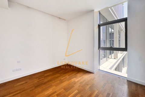 Apartment in Al Wasl, Dubai 3 bedrooms, 203 sq.m. № 139553 - photo 19