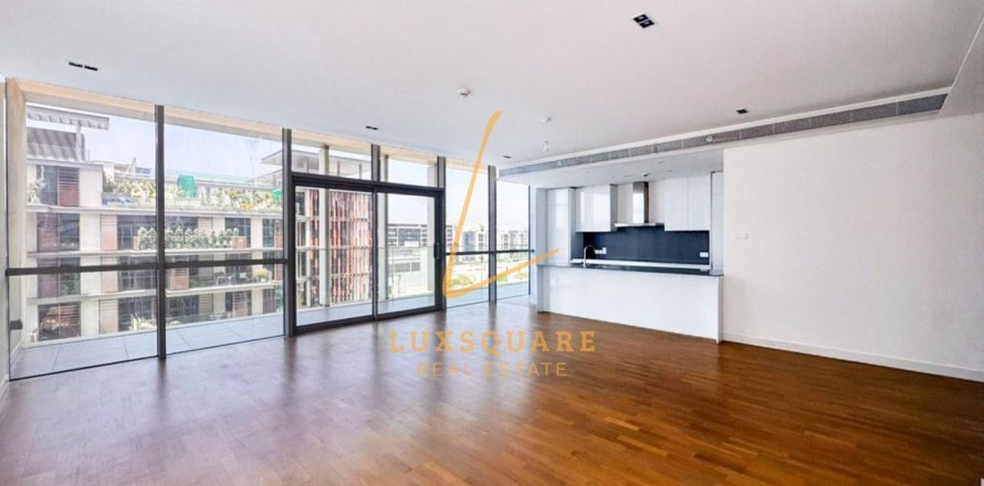 Apartment in Al Wasl, Dubai 3 bedrooms, 203 sq.m. № 139553