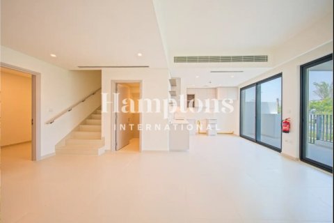 Снять в аренду таунхаус в Arabian Ranches 3, Дубай: 3 спальни, 125.04743800м², № 139317 - фото 9
