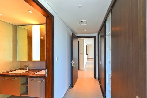 Appartement à Downtown Dubai (Downtown Burj Dubai), Dubai, 2 chambres, 161.55831700 m², № 139319 - photo 19