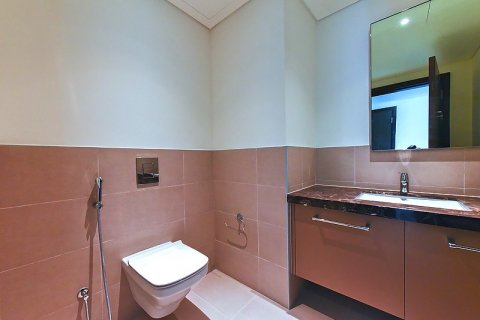 Appartement à Downtown Dubai (Downtown Burj Dubai), Dubai, 2 chambres, 161.55831700 m², № 139319 - photo 2