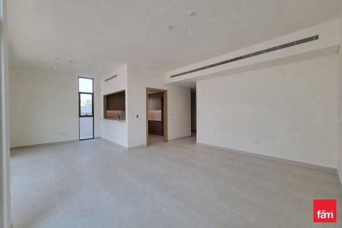 Снять в аренду виллу в Al Furjan, Дубай: 4 спальни, 360.5м², № 49497 - фото 6