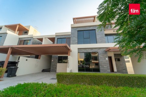 Villa en Dubai, 4 dormitorios, 154.1 m², № 49489 - foto 26