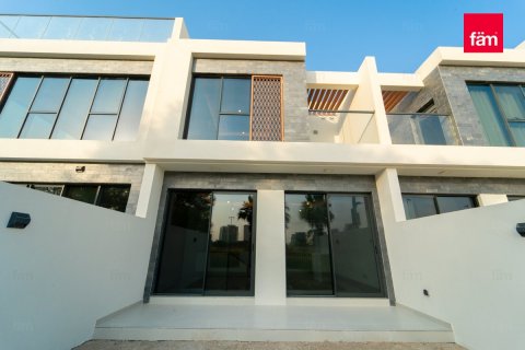 Villa en Dubai, 4 dormitorios, 154.1 m², № 49489 - foto 24