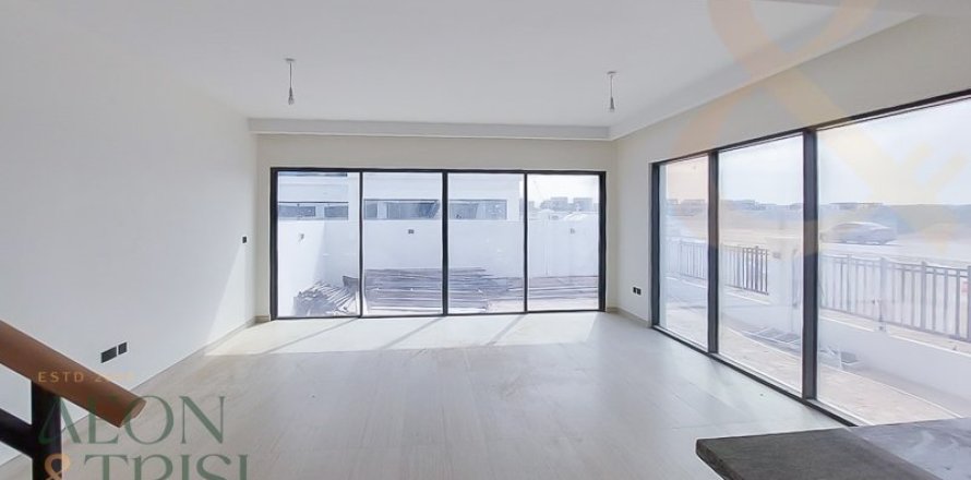 Adosado en Damac Lagoons, Dubai, 4 dormitorios, 211 m², № 60801