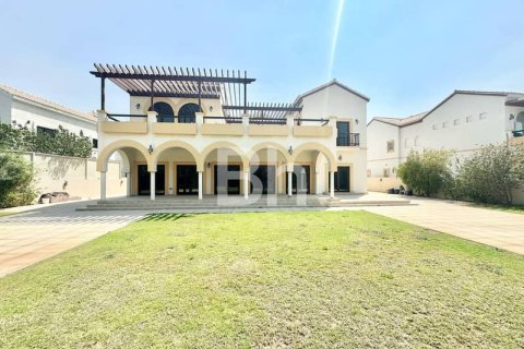 Villa en The Villa, Dubai, 5 dormitorios, 808 m², № 22288 - foto 2