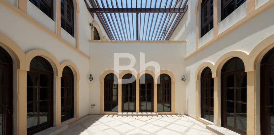 Villa en The Villa, Dubai, 5 dormitorios, 808 m², № 22288