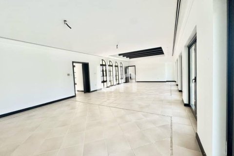 Villa en The Villa, Dubai, 5 dormitorios, 808 m², № 22288 - foto 21