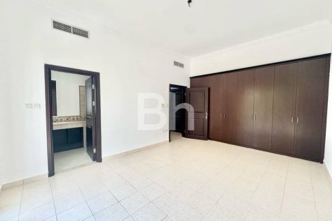 Villa en The Villa, Dubai, 5 dormitorios, 808 m², № 22288 - foto 8